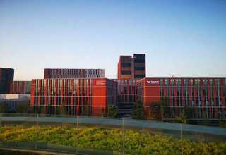 预制混凝土剪力墙+混凝土+防滑弹性造型模板模具